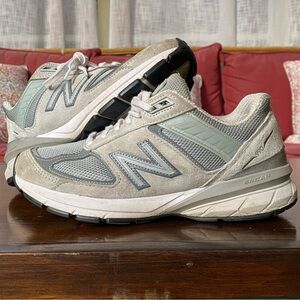 New Balance 990v5 Gray Castle
